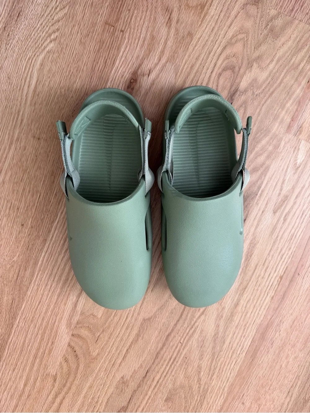 Nike Calm Mule Oil Green Slip On Men’s 9 | Women’s 10